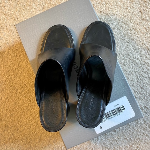 Balenciaga Oval 90mm Mules - Picture 2 of 5